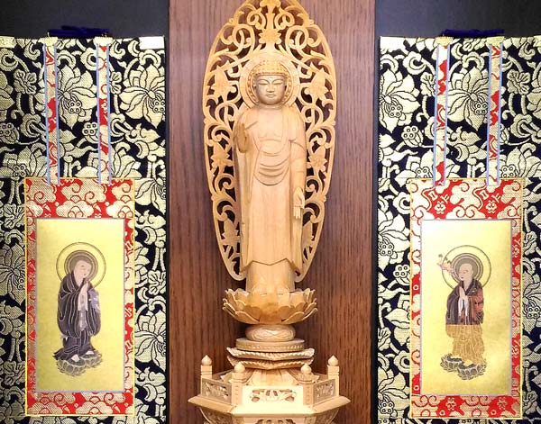 浄土宗の仏壇の掛け軸